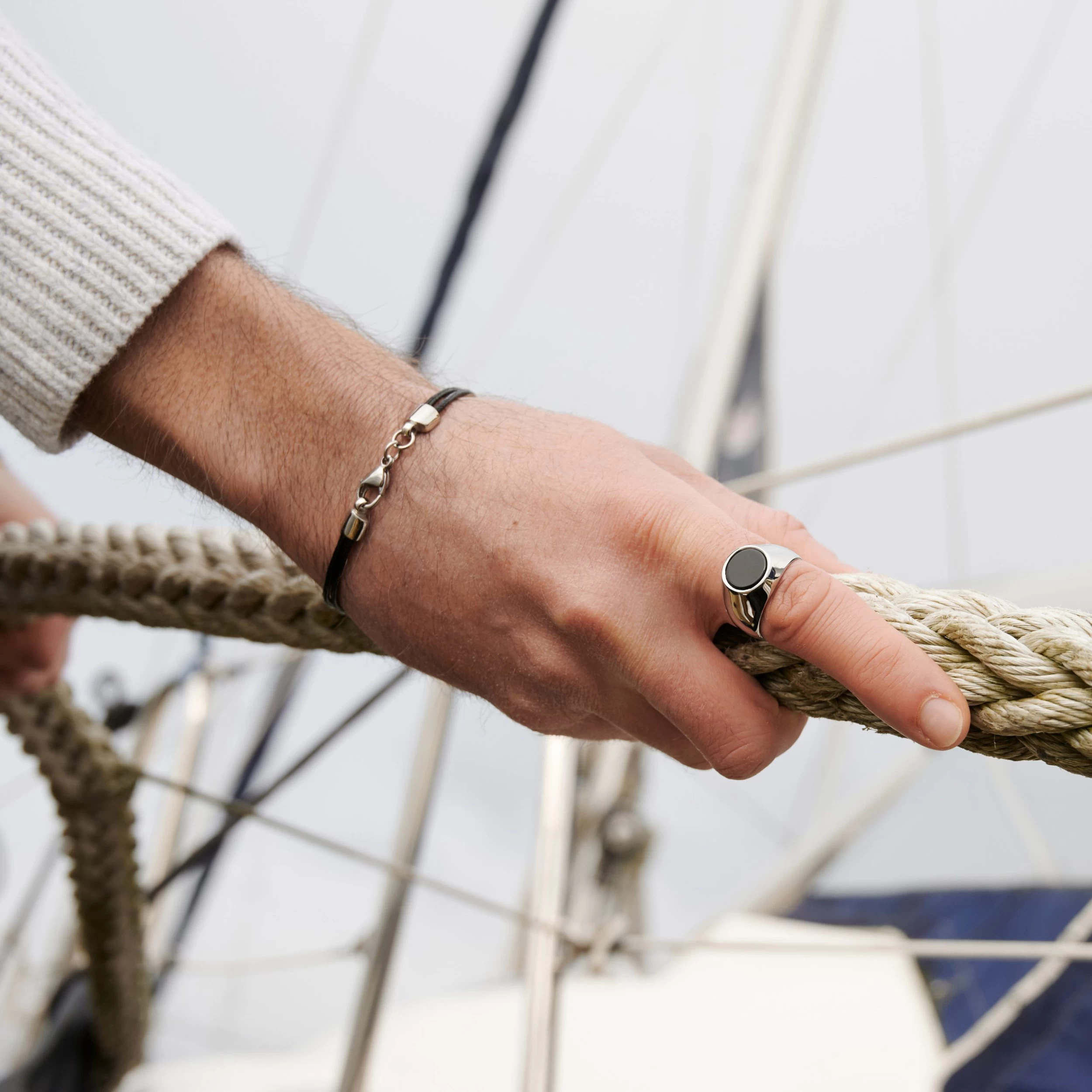 Gravel | Silver-Tone Stainless Steel With Round Black Onyx Signet Ring - Image 4