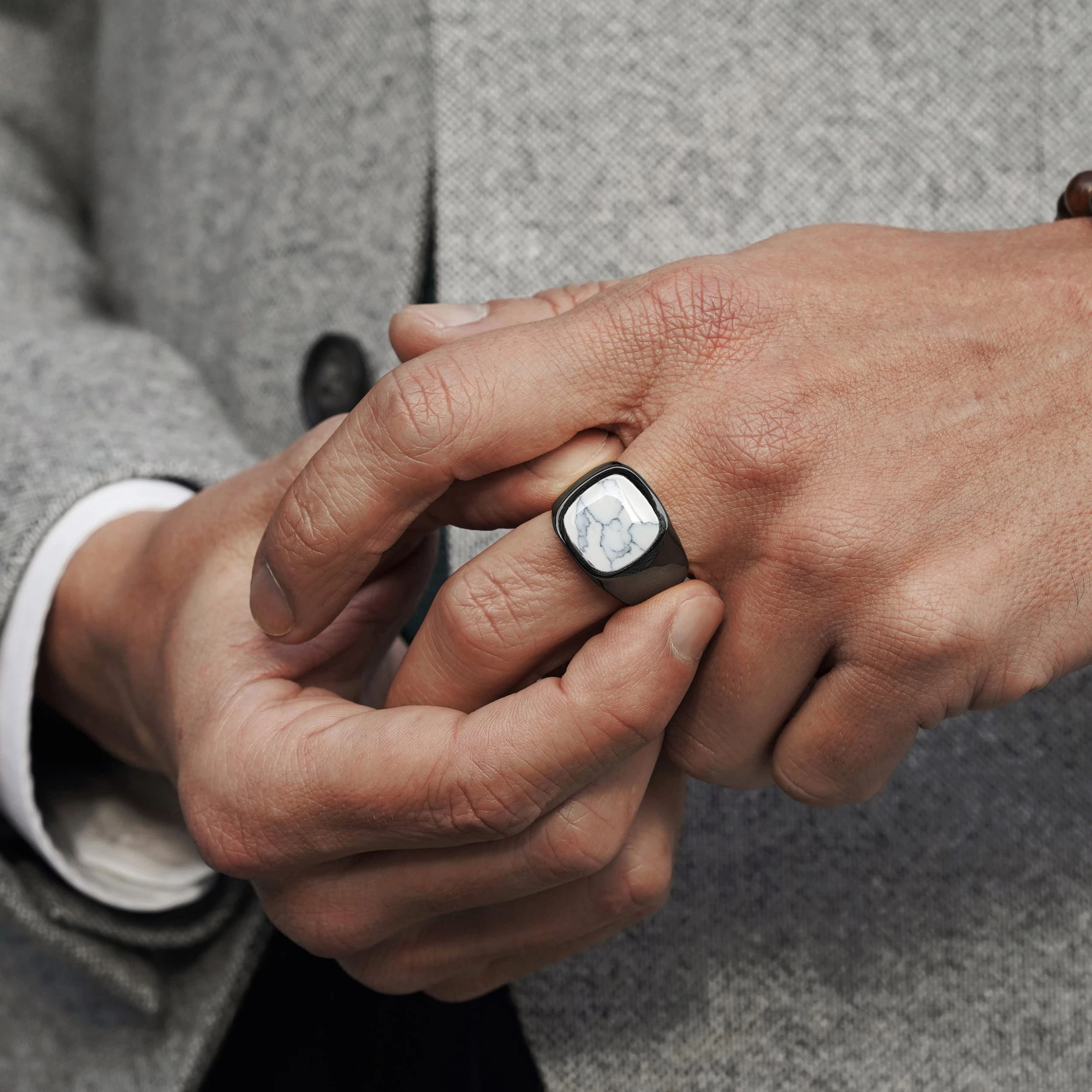 Gravel | Gunmetal Stainless Steel With Howlite Signet Ring - Image 4