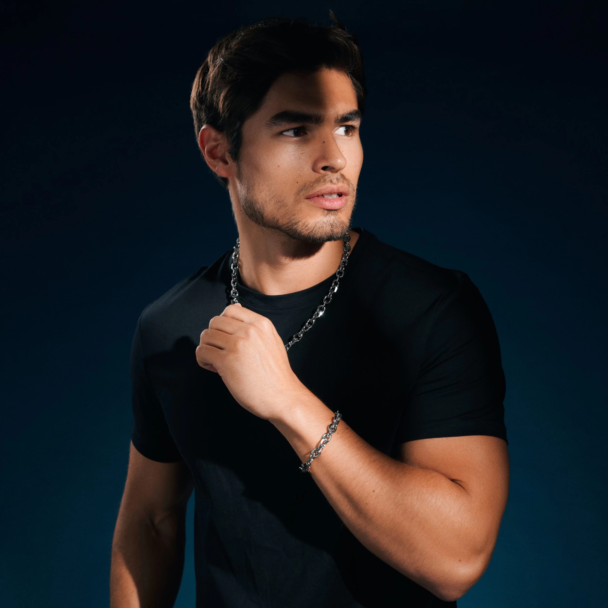 Essentials | 3/8" (10 Mm) Silver-Tone Cable Chain Bracelet - Image 2