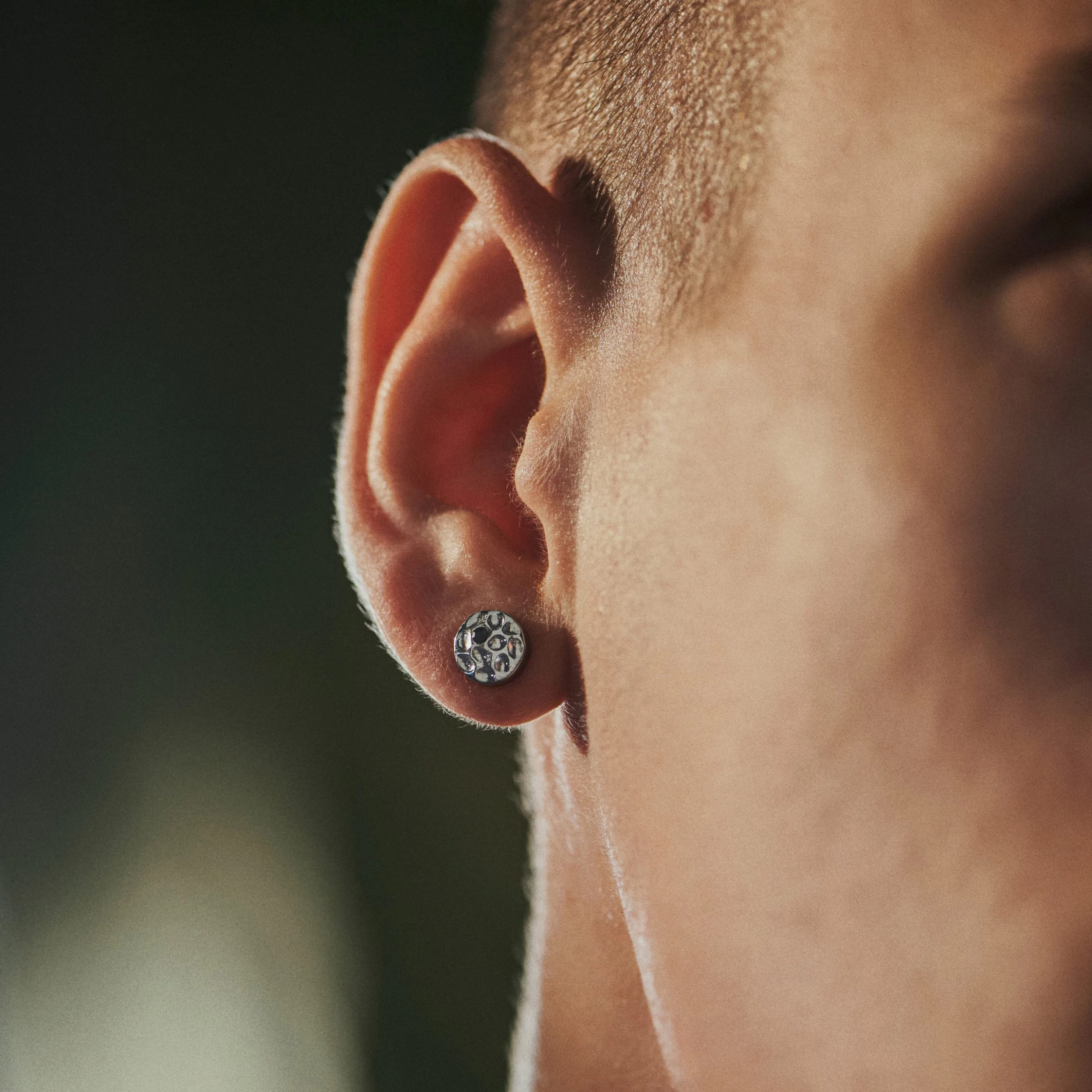 Orphic | 1/3" (8 Mm) Hammered Silver-Tone Stainless Steel Stud Earring With Black Zirconia - Image 2