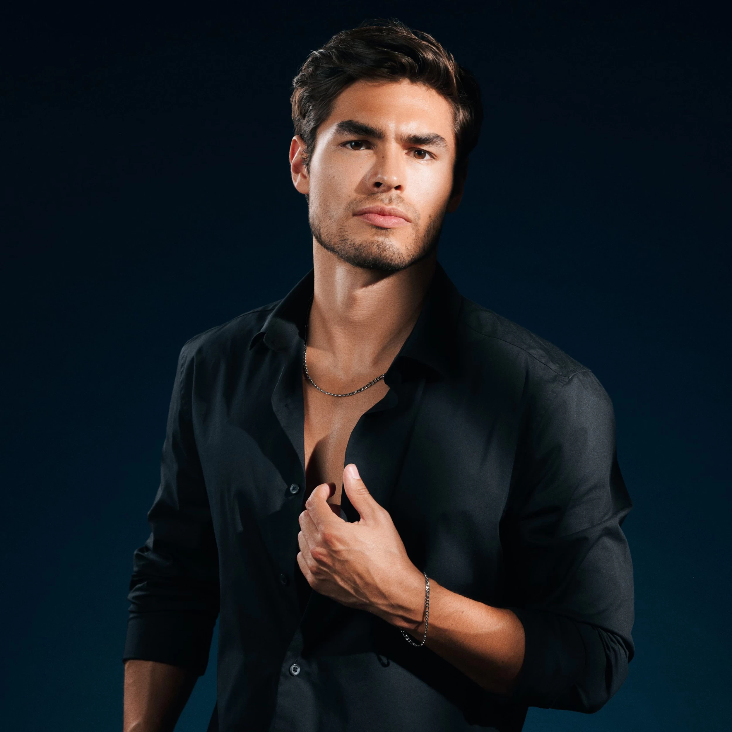 Essentials | 1/5" (4 Mm) Silver-tone Figaro Chain Necklace - Image 2