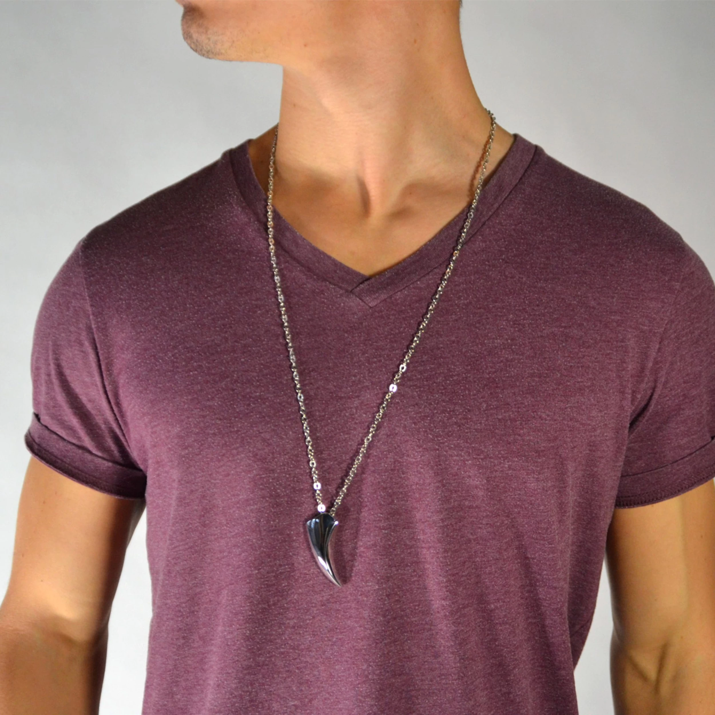 Silver-Tone Stainless Steel Tooth Cable Chain Necklace - Image 3