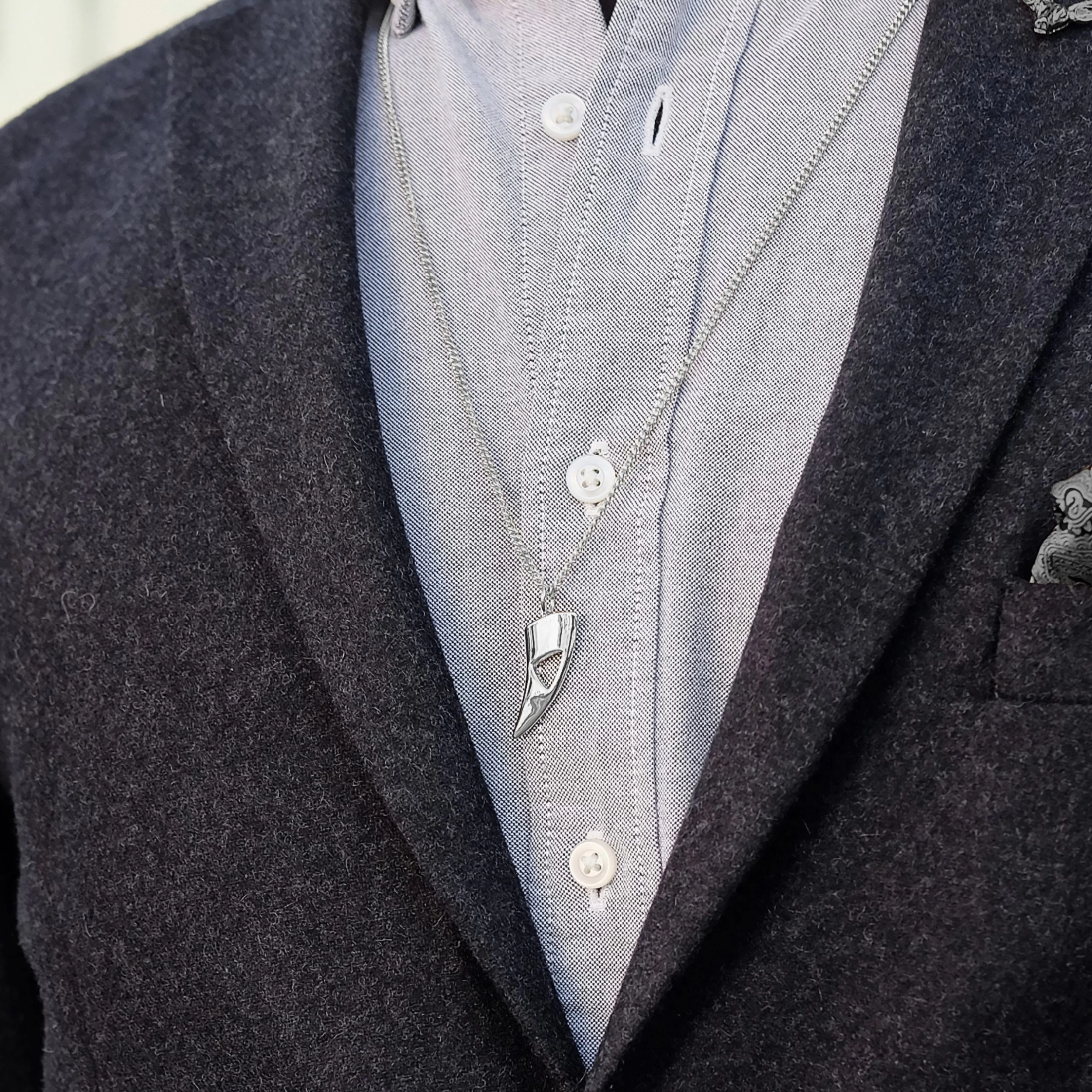 Iconic | Silver-Tone Stainless Steel Wolf Tooth Curb Chain Necklace - Image 5