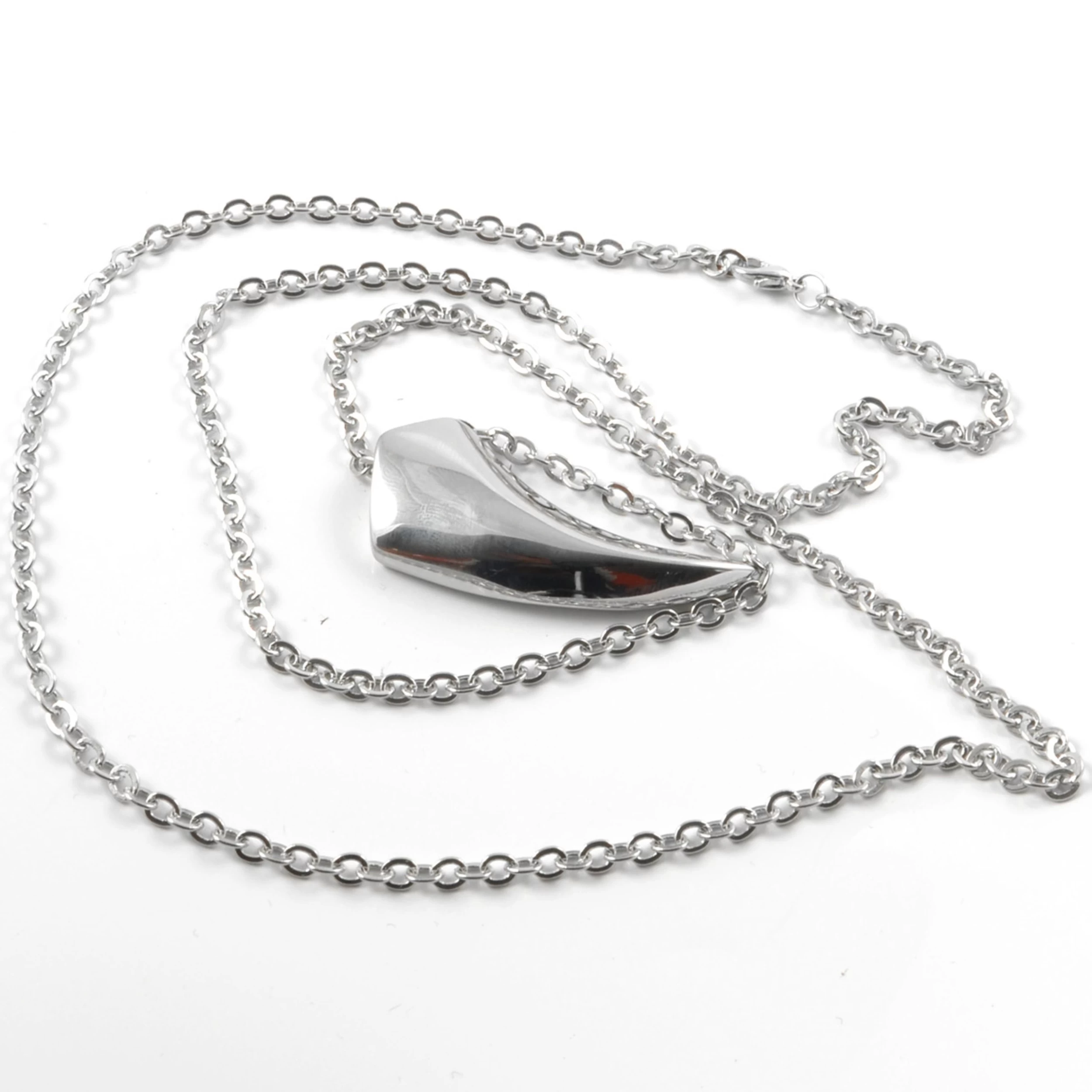Silver-Tone Stainless Steel Tooth Cable Chain Necklace - Image 2