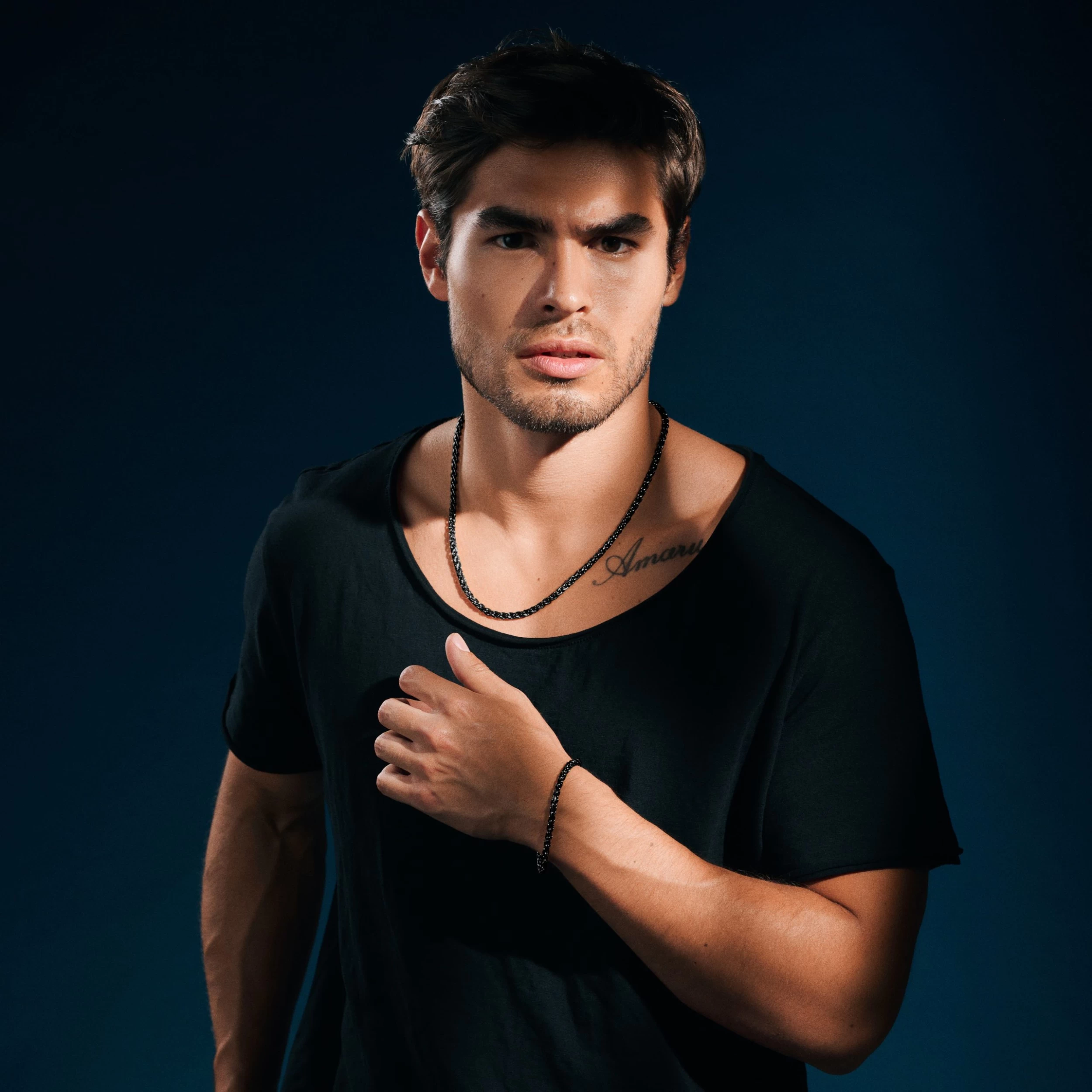 Essentials | 1/5" (5 Mm) Gunmetal Black Wheat Chain Bracelet - Image 2